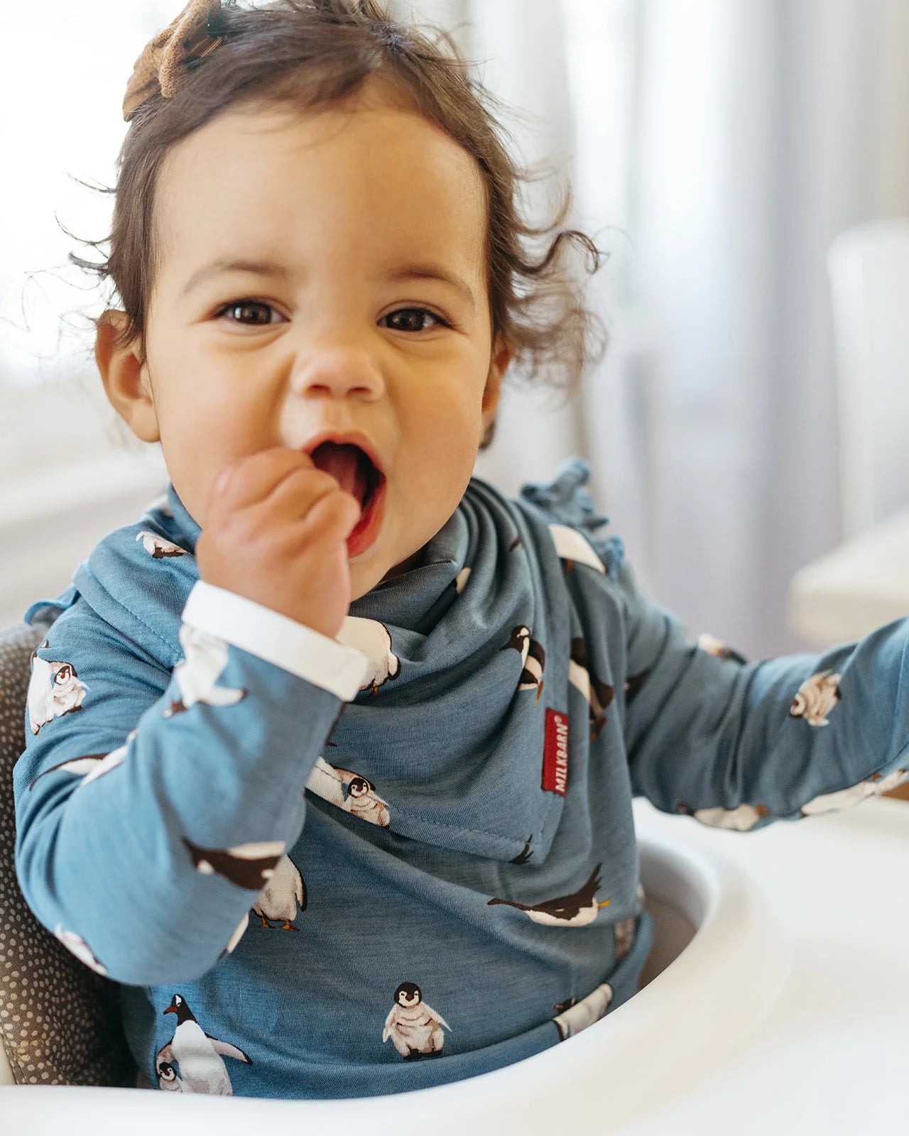 Kerchief Bib in Penguins