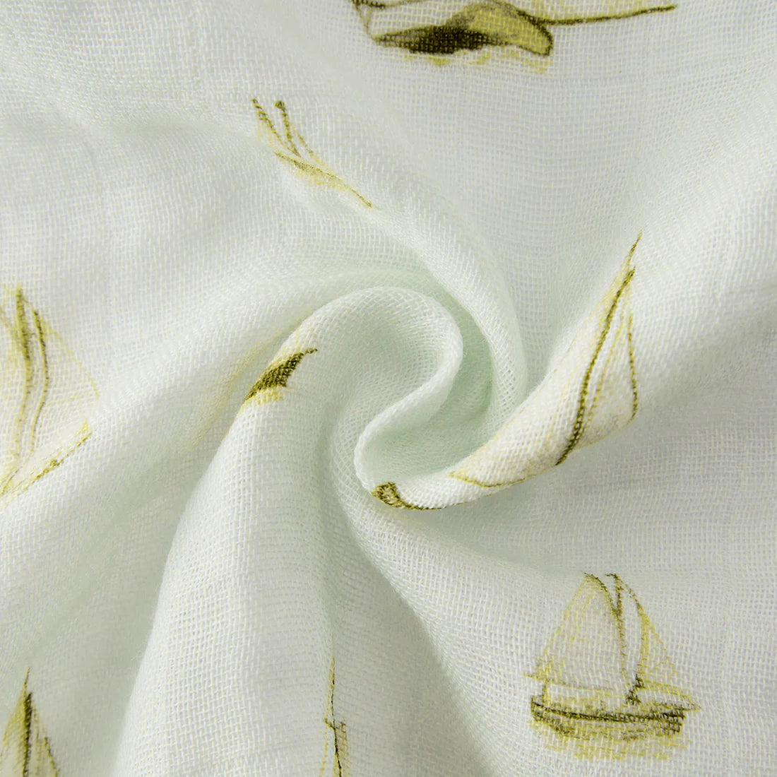 Swaddle Blanket in Sailboat Melody (Organic Cotton)