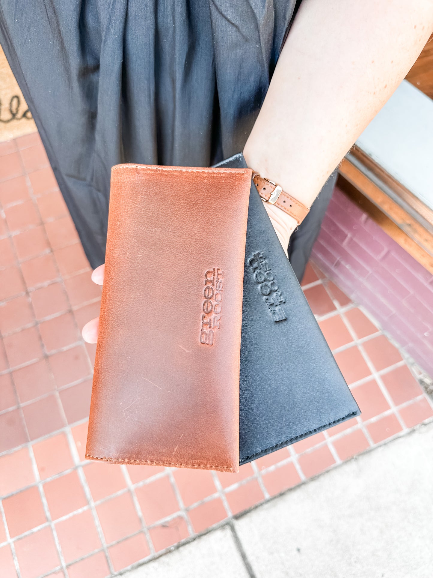 GR be kind. Sunglasses Case in Chestnut