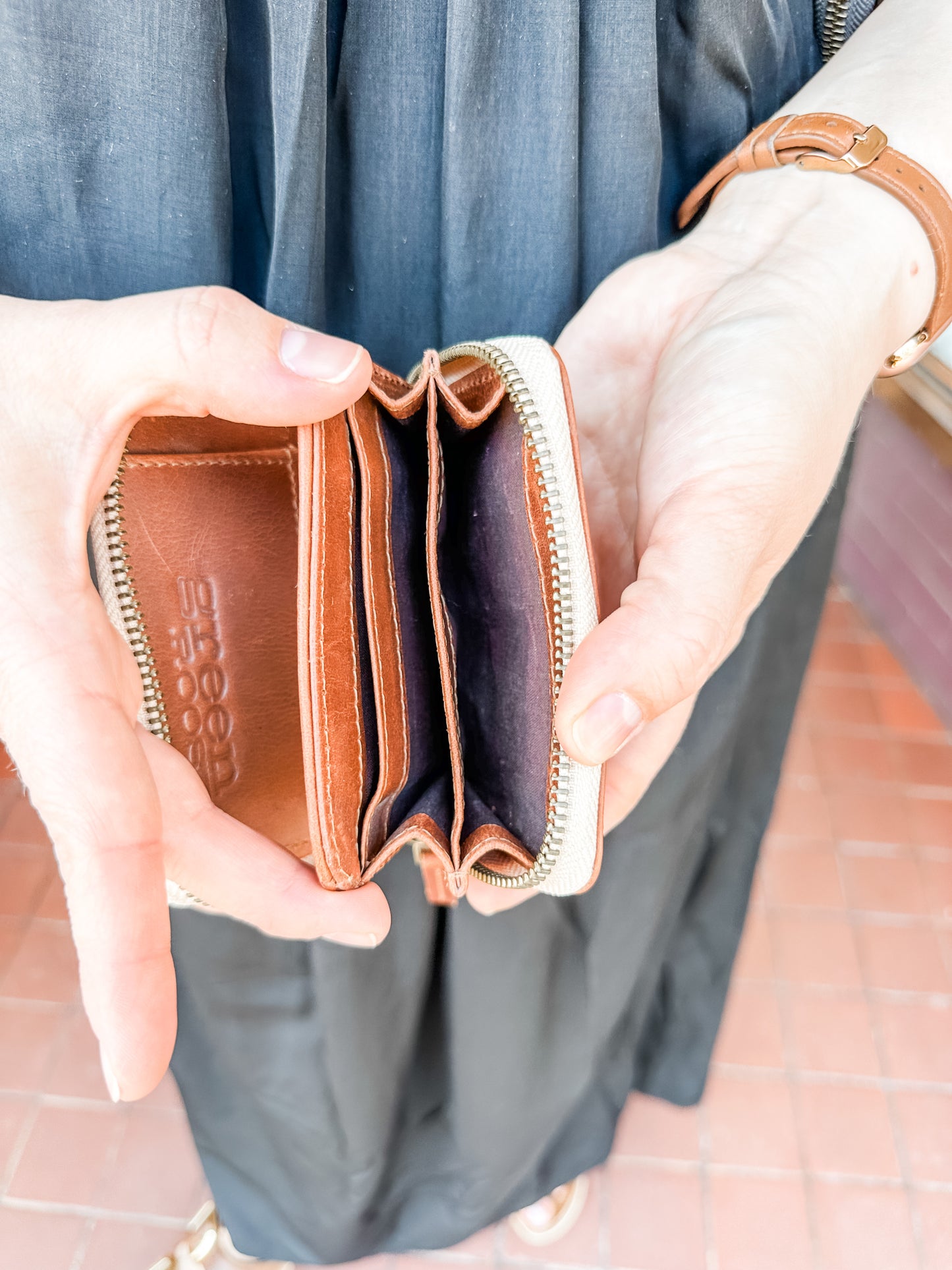 GR Compact Zipper Wallet in Chestnut