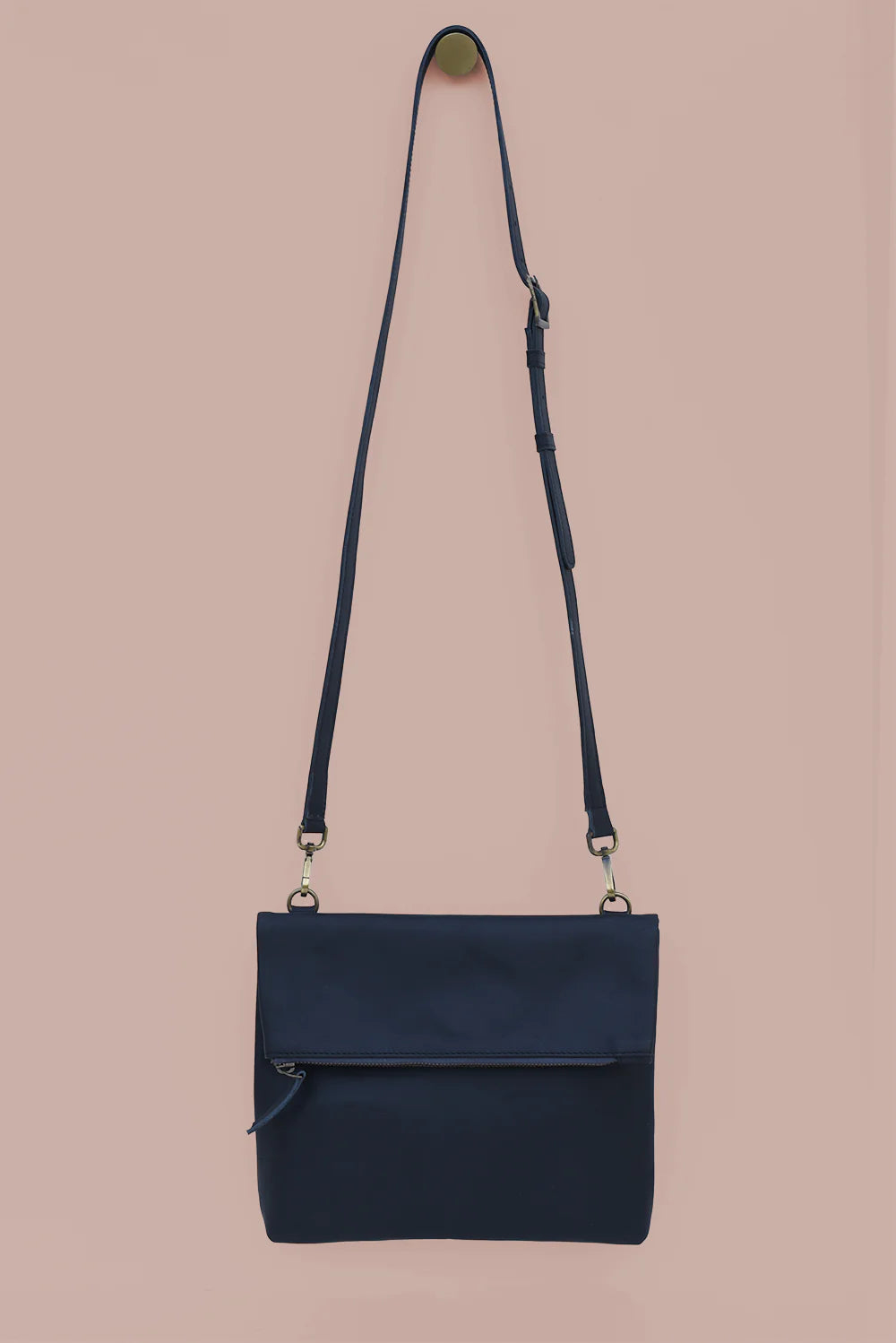 GR Perfect Pockets Crossbody in Black
