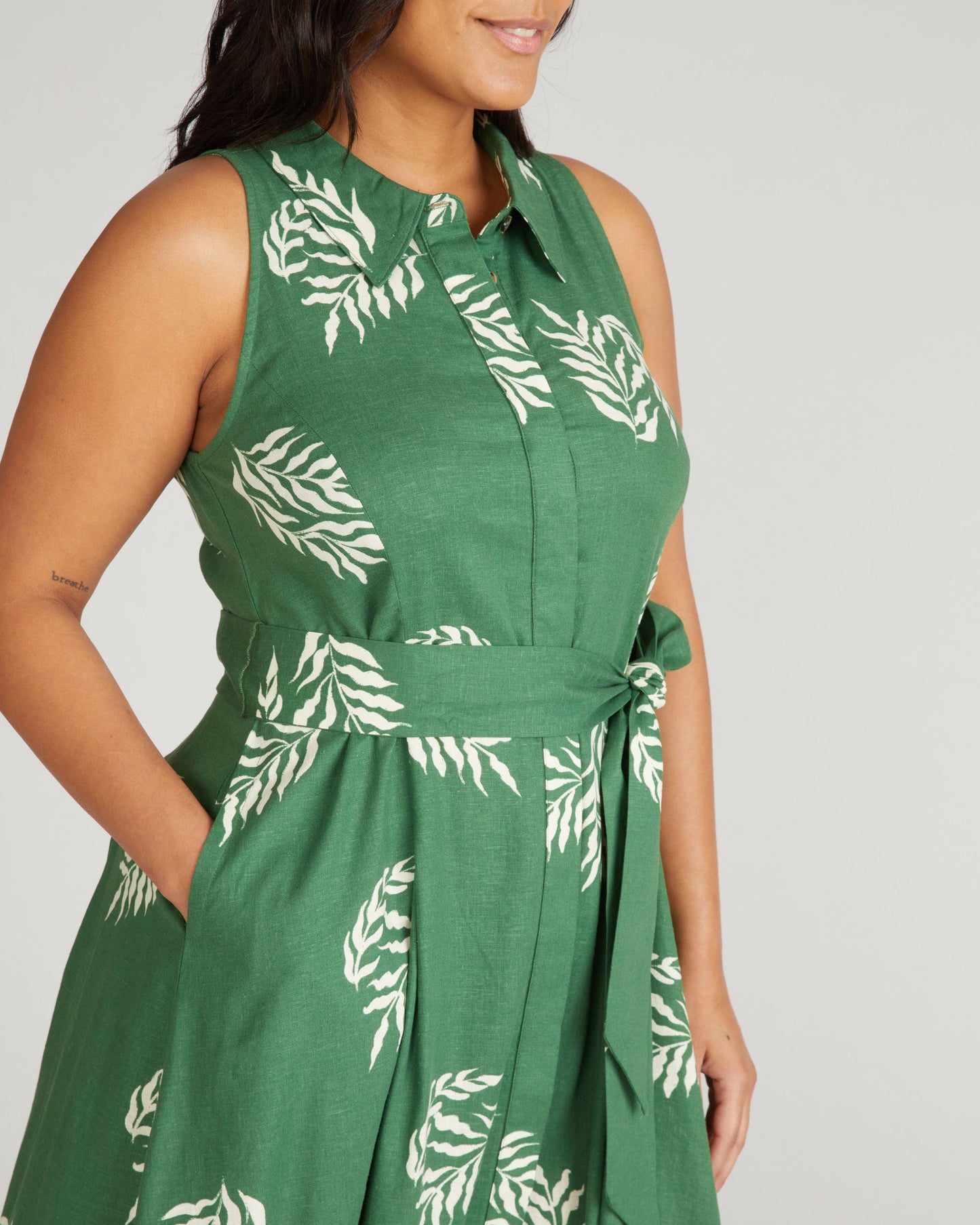 Adelaide Linen Shirtdress in Beachgrass