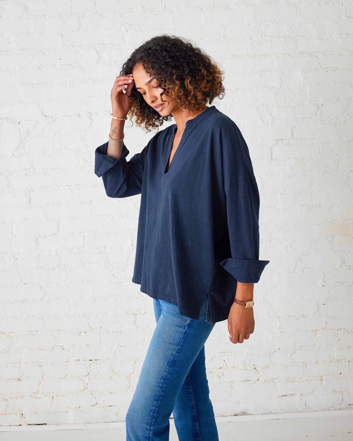 Amelia Cuff Tee in Navy Chambray