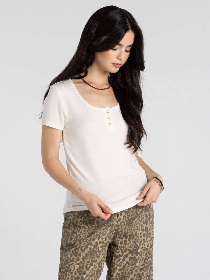 Evanore Top in Eggnog