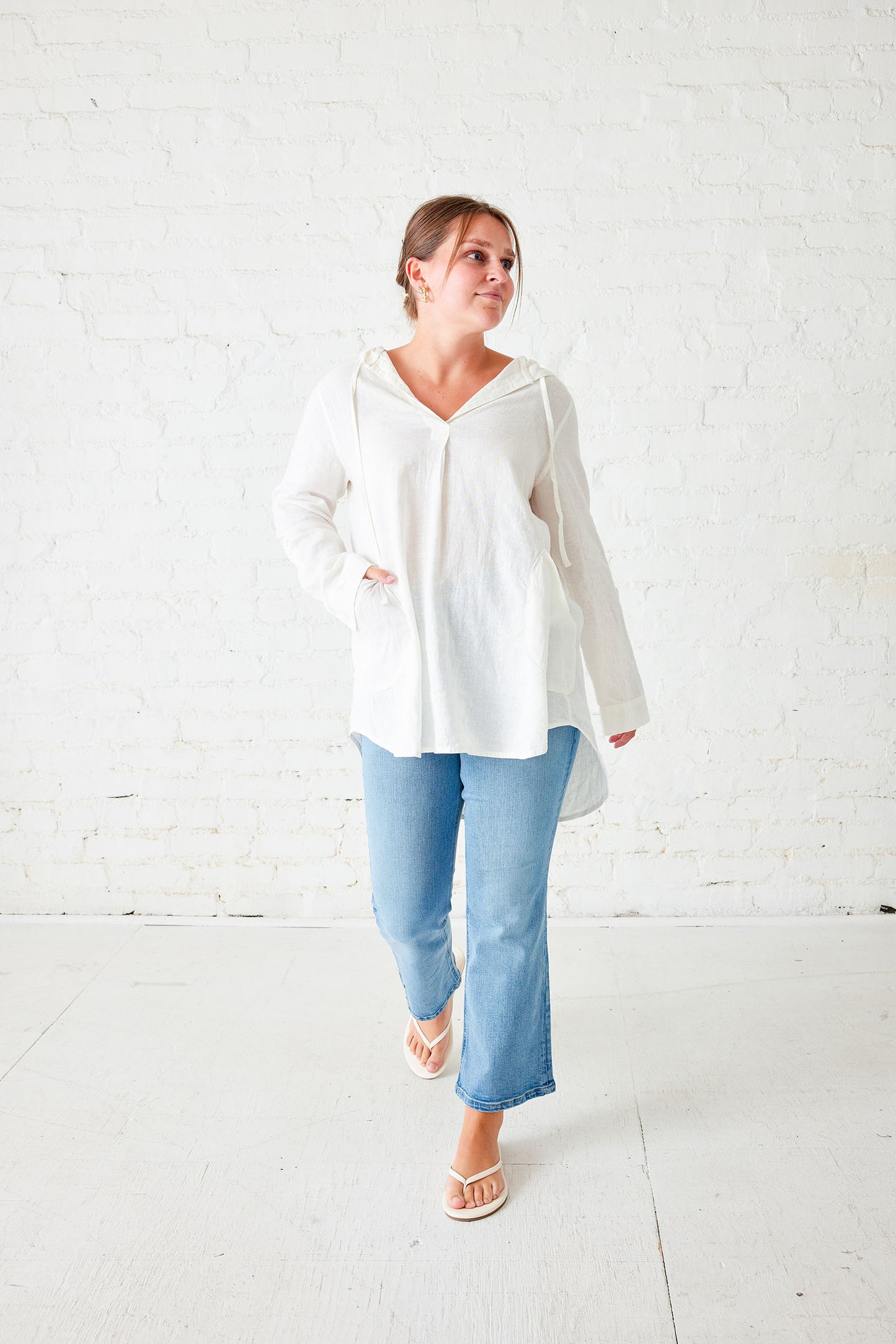 Hermosa Hoodie Tunic in Crisp White