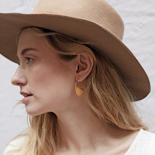 Refined Earring Collection - Lunar Hoop in Gold