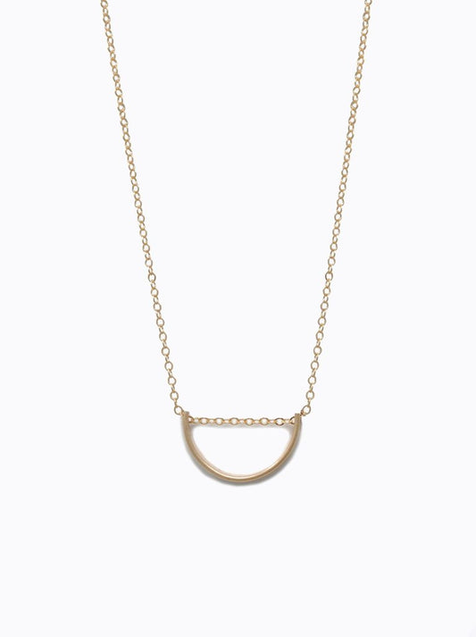 Arch Necklace