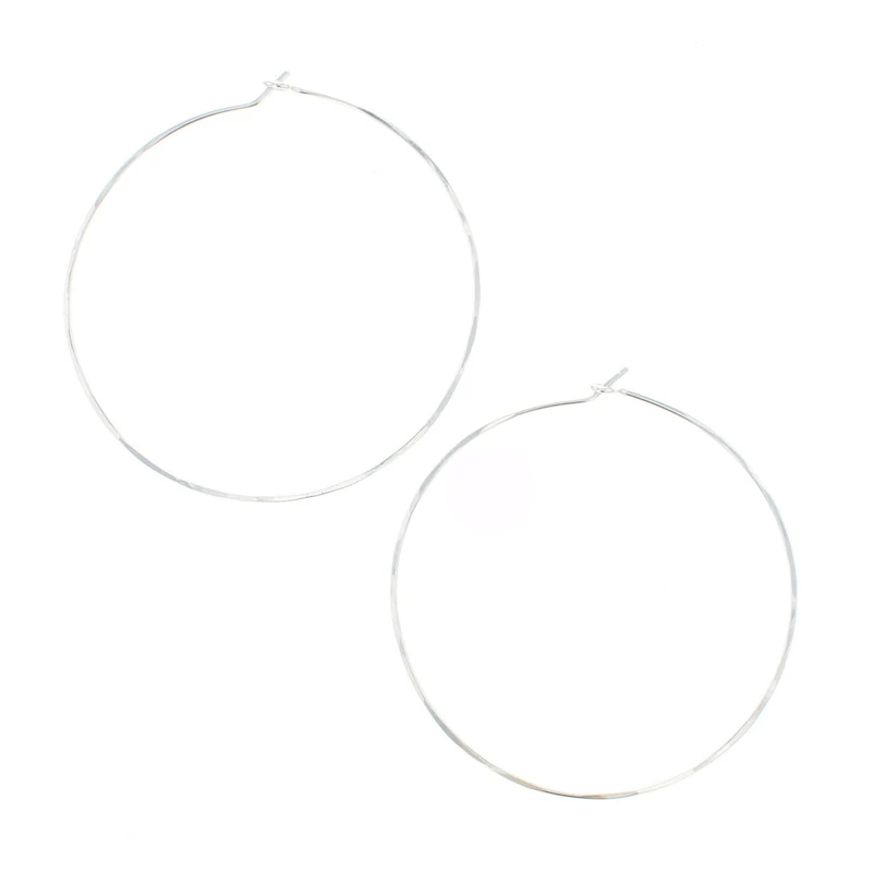 Round Hoops in Gold