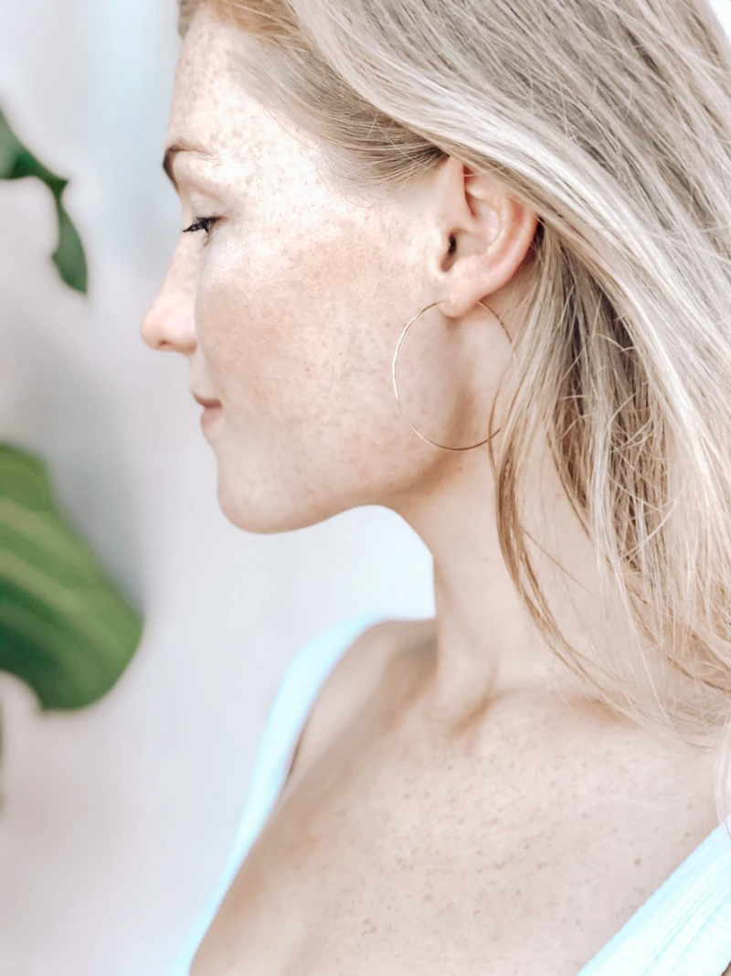 Round Hoops in Silver