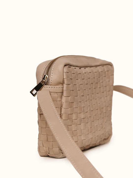 Valerie Woven Crossbody in Pebble