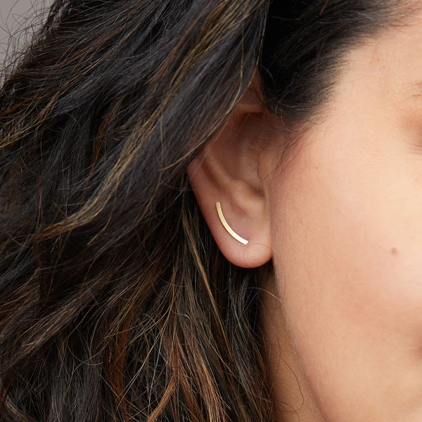 Refined Earring Collection - Comet Curve in Silver