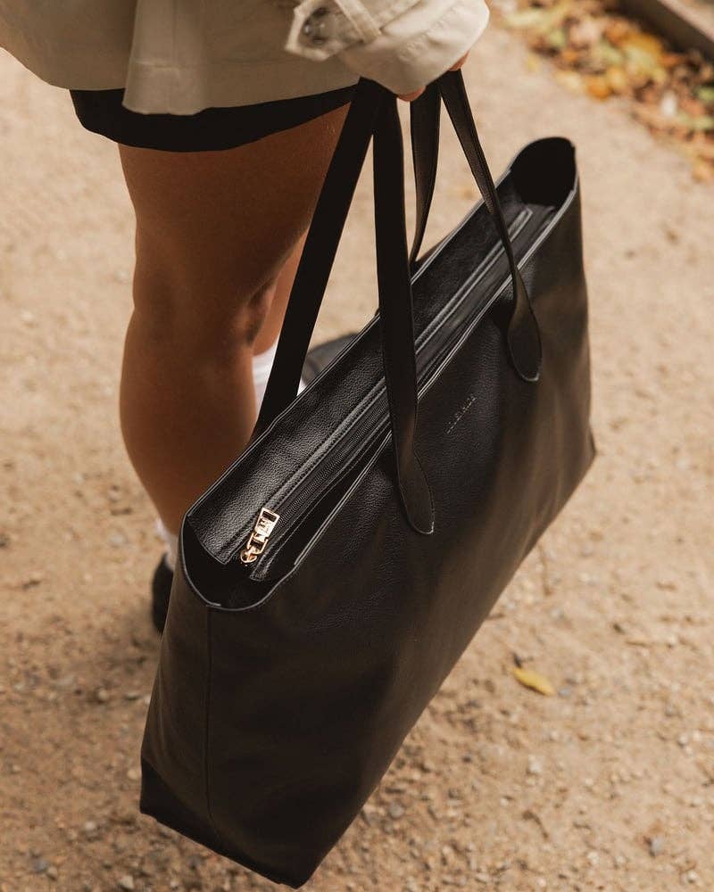 Elke Tote Bag in Black