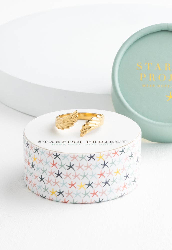 Birds of the Same Feather Ring in Gold