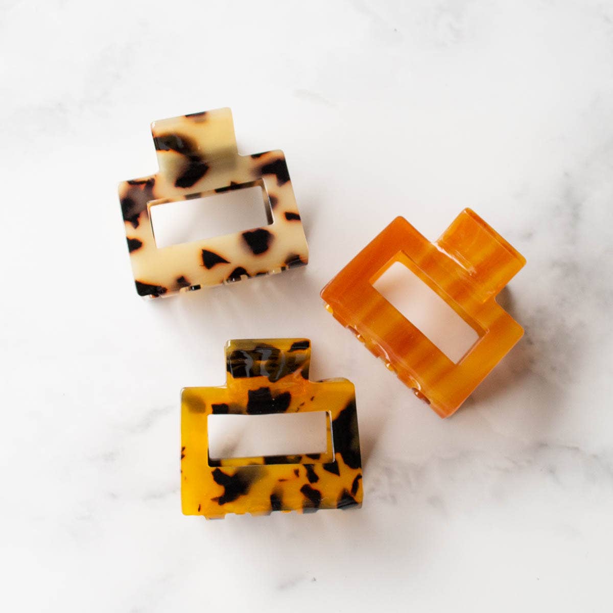 Eco Kylie Cellulose Acetate Hair Clip: Ivory Pearl