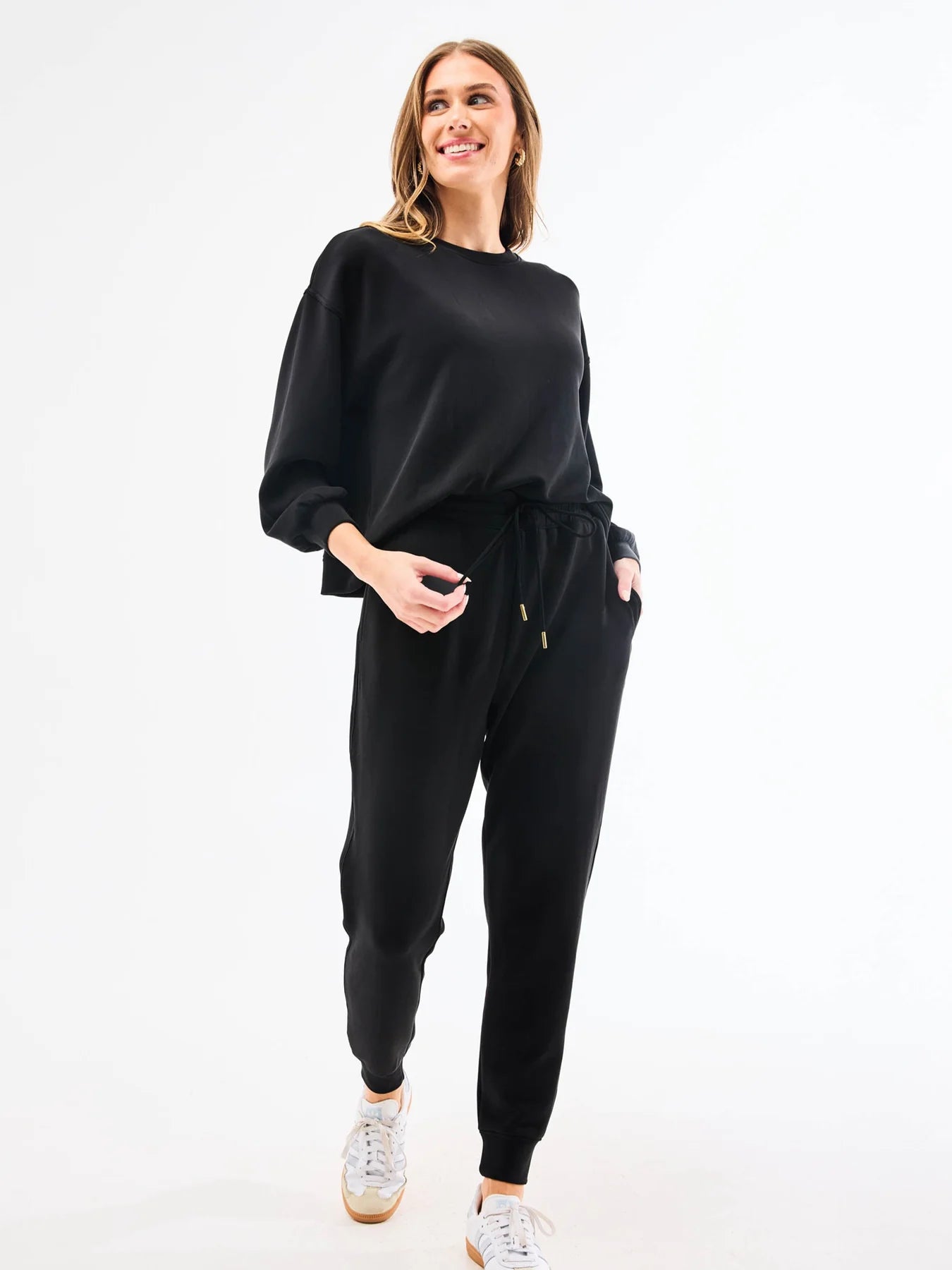 Cora Jogger Pant in Black