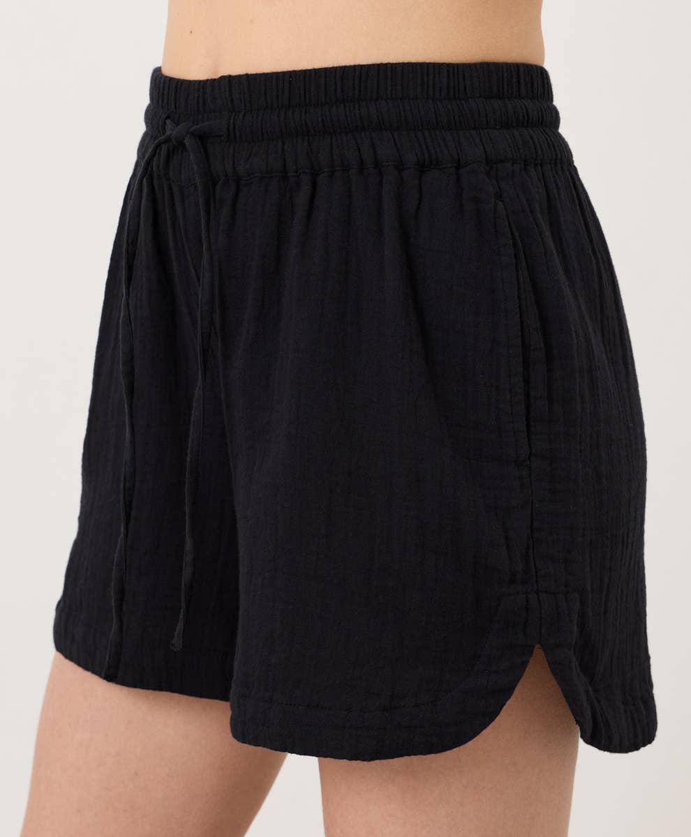 Women's Coastal Double Gauze Curved Hem Short