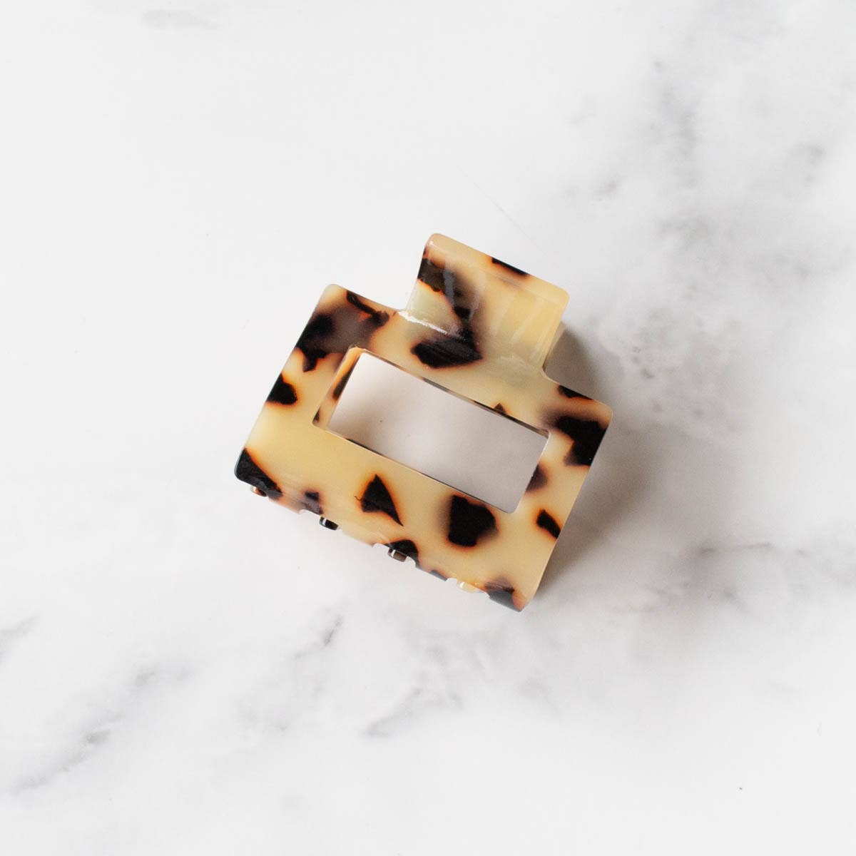 Eco Kylie Cellulose Acetate Hair Clip: Black