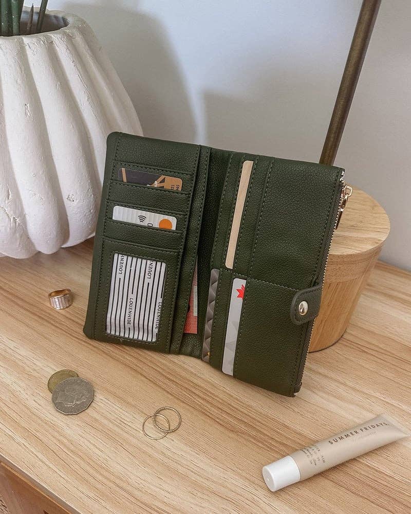Stella Wallet in Olive