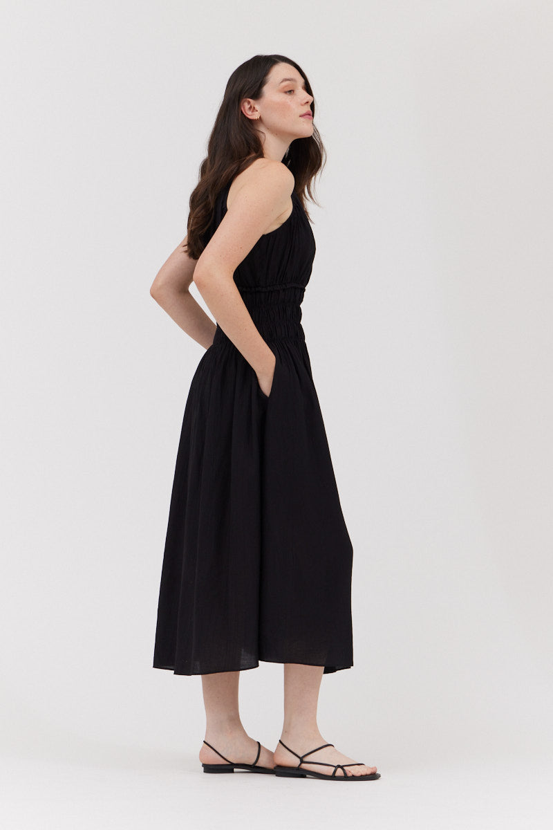 Crinkle Maxi Dress in Black