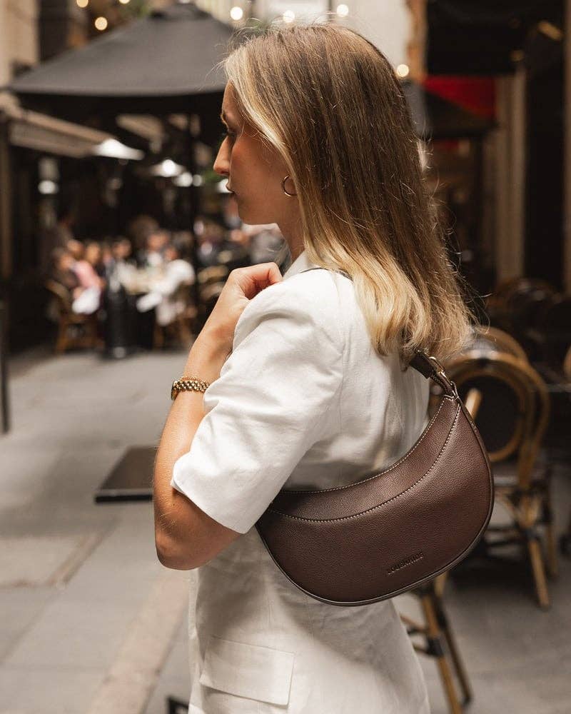 Claudia Shoulder Bag in Chocolate