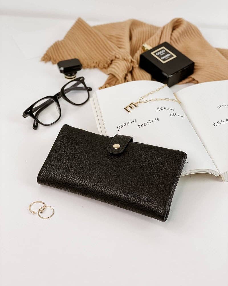 Stella Wallet in Black