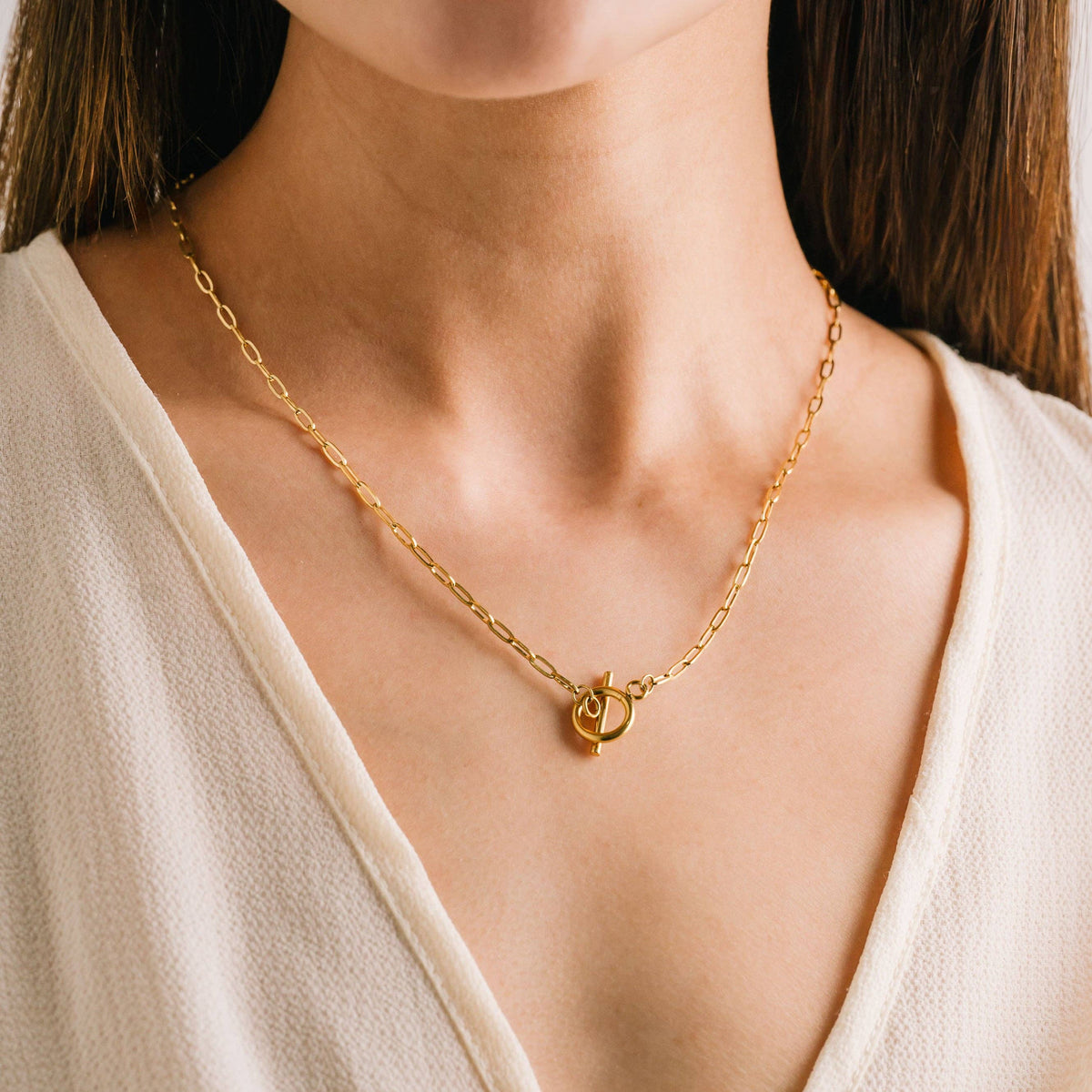 Darcy Paperclip Necklace in Gold