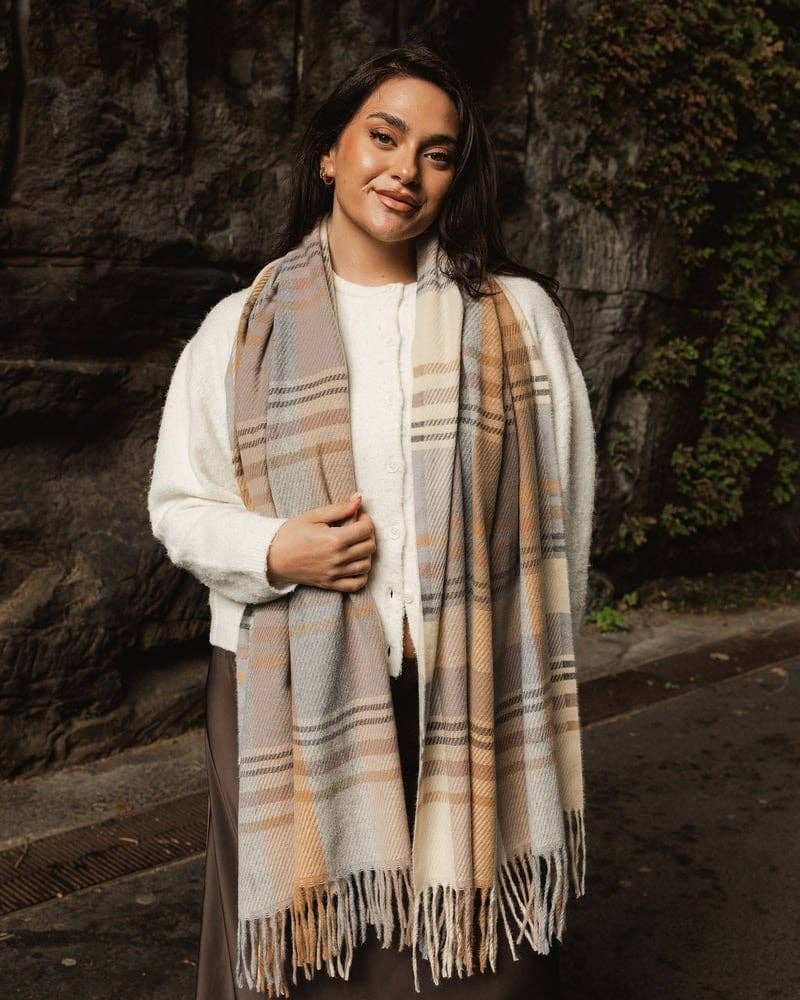 Chester Scarf in Honey