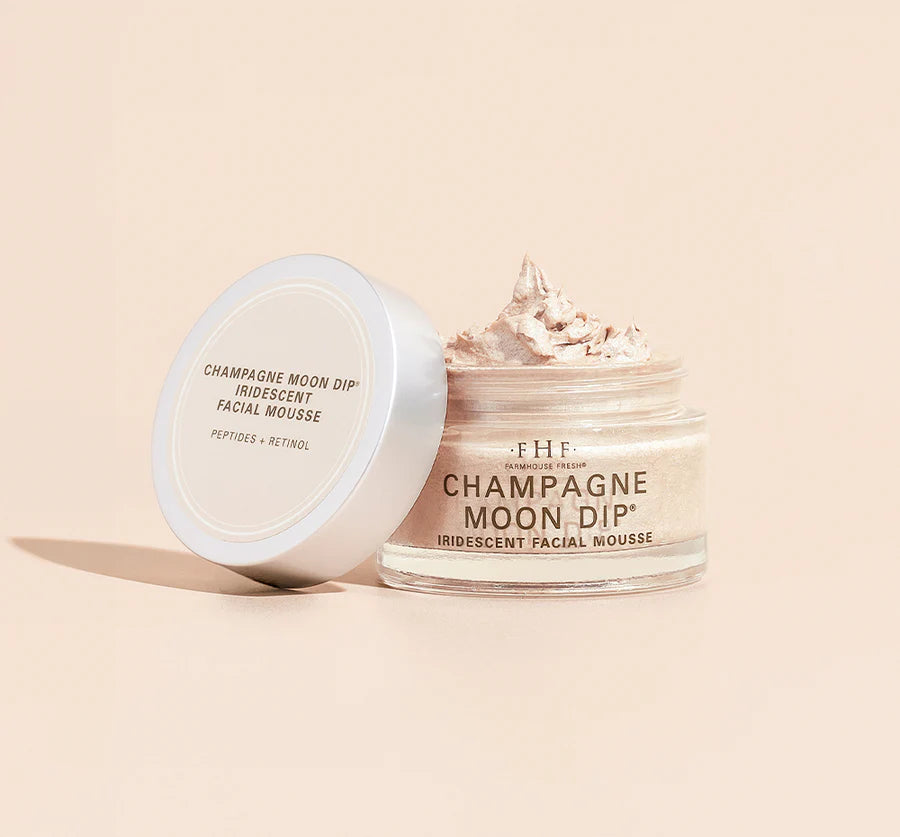 Champagne Moon Dip Illuminating Mousse
