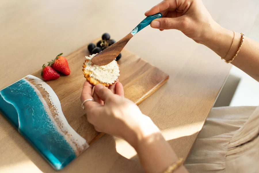 Acacia Cheese Spreader in Ocean Vibes