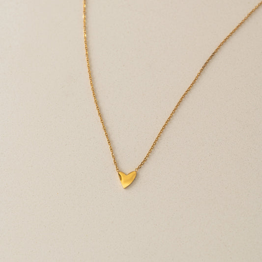 Flirt Necklace in Gold