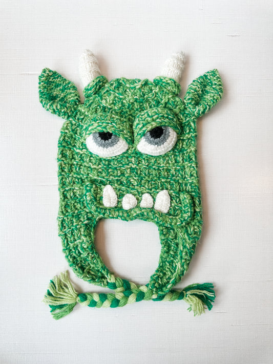 Kids Monster Hat in Ojos in Green