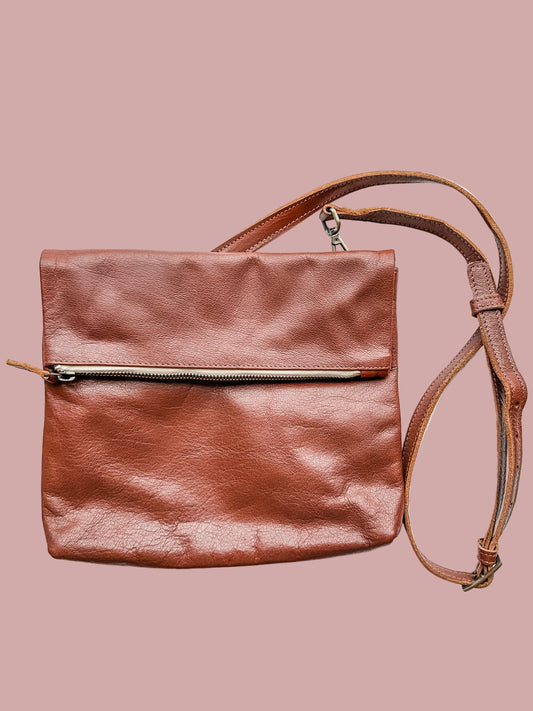 GR Perfect Pockets Crossbody in Chestnut