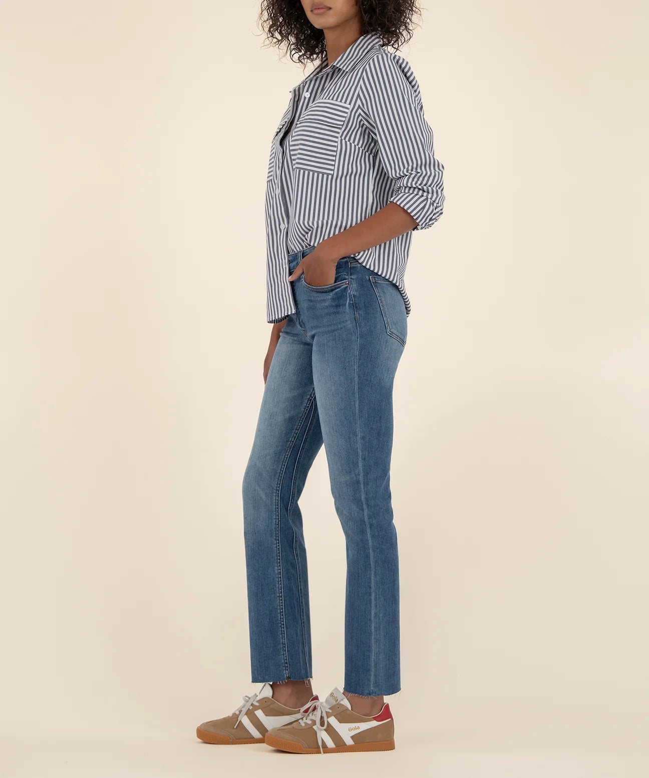 Kelsey Ankle Flare Jeans in Rigor