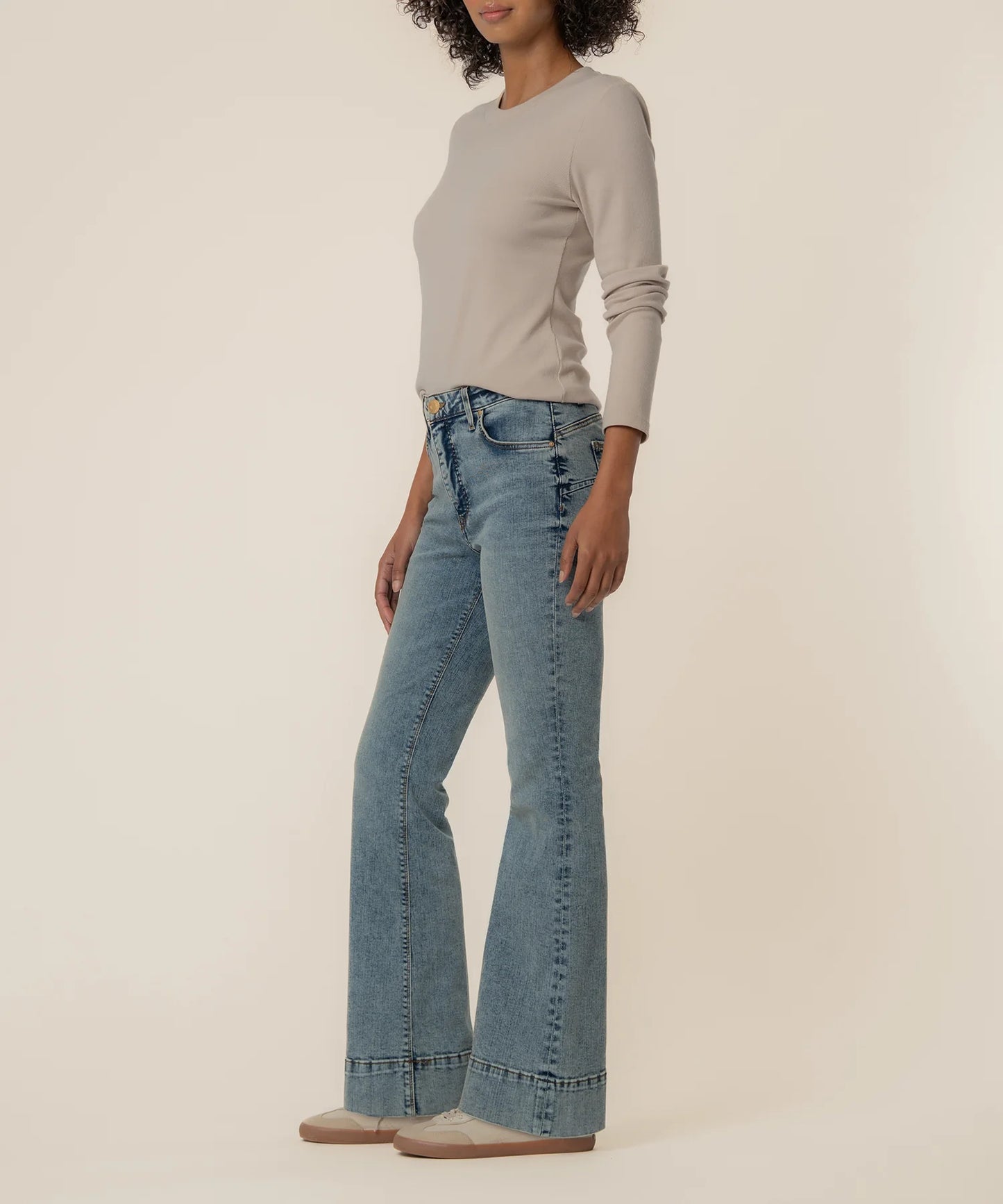 Stella High Rise Flare Jean in Curiosity