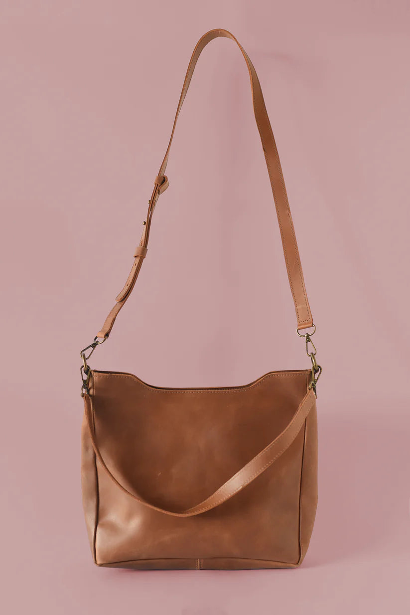 GR Mid-Sized Crossbody in Cognac