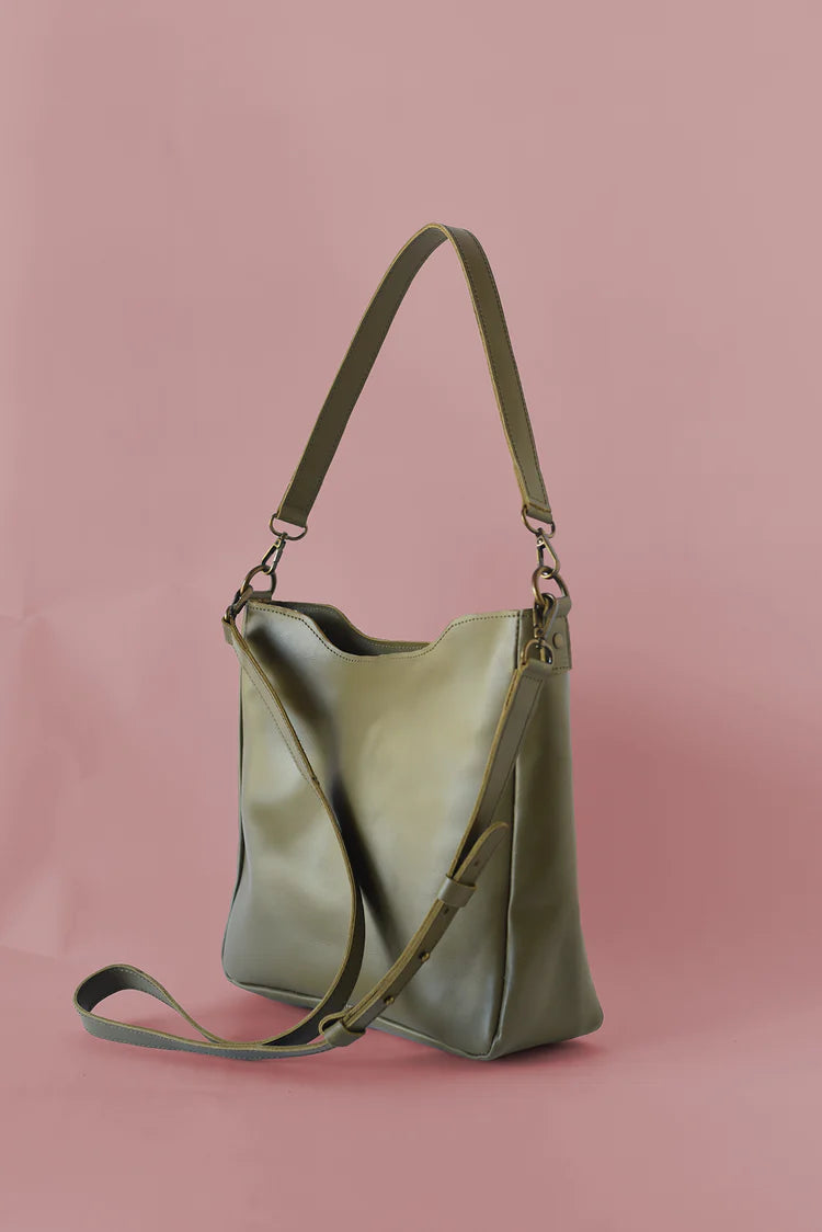 GR Mid-Sized Crossbody in Olive