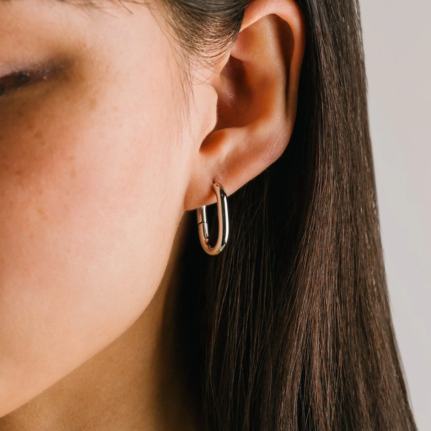 Midi Paperclip Puff Hoop Earrings in Silver (Waterproof)