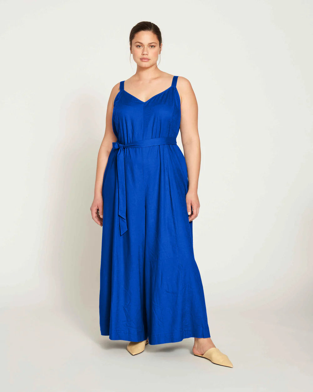 Promenade Linen Jumpsuit in Ultramarine