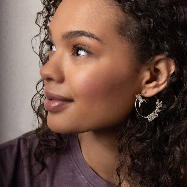 Refined Icon Hummingbird Hoop Earrings in Silver