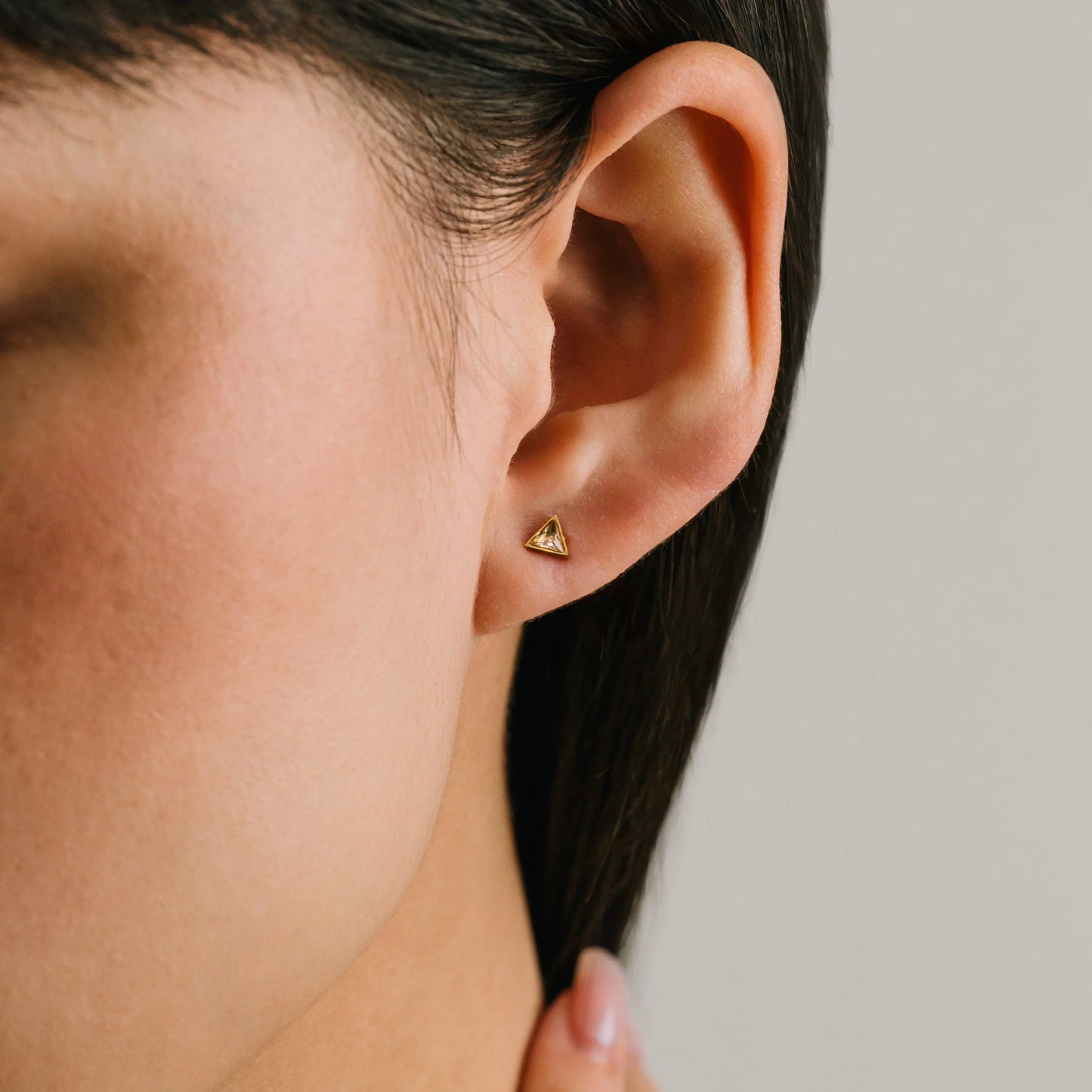 Sail Triangle CZ Stud Earrings in Gold