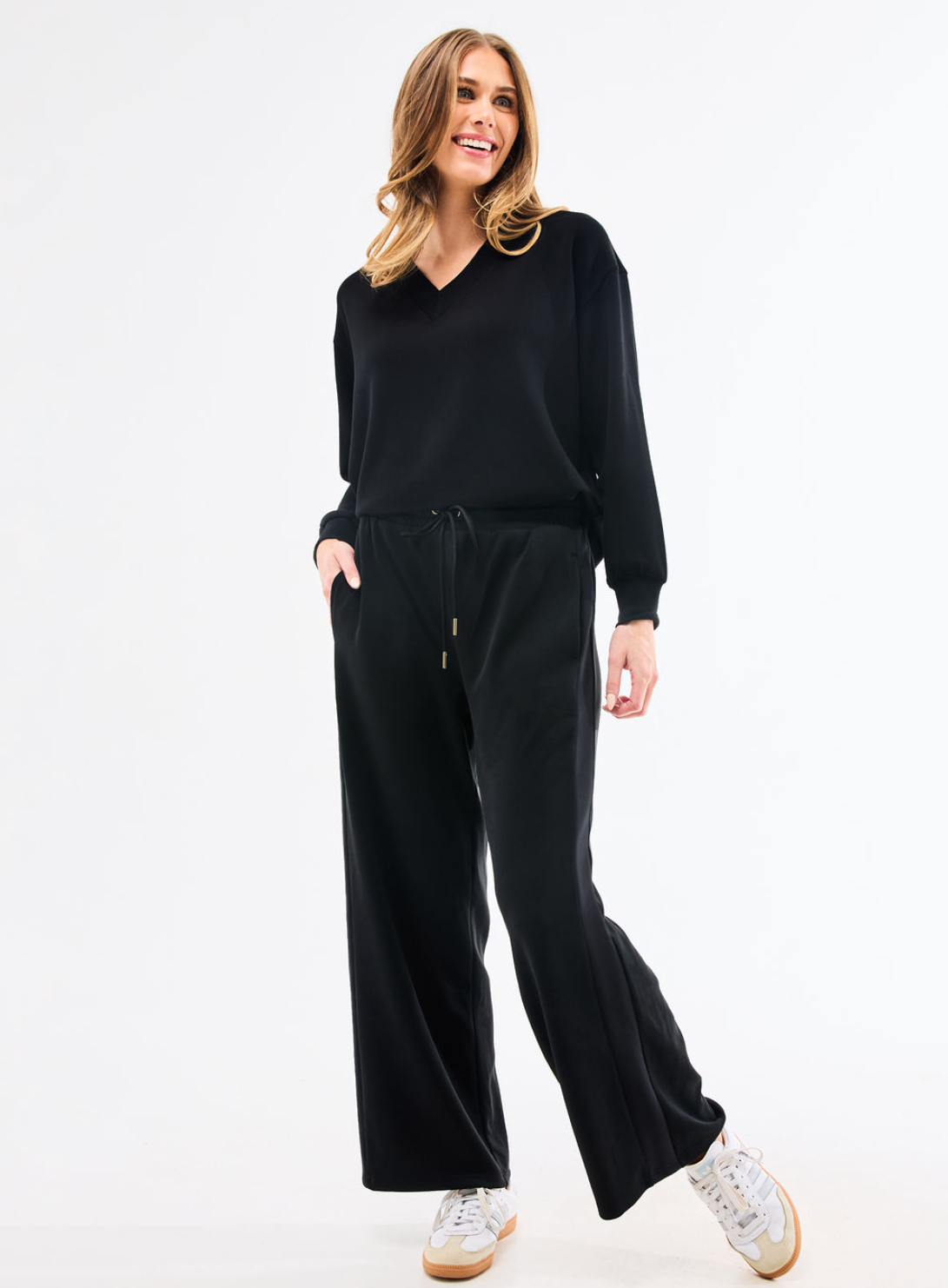 Hazel Top in Black