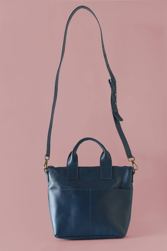 GR Medium Crossbody in Blue