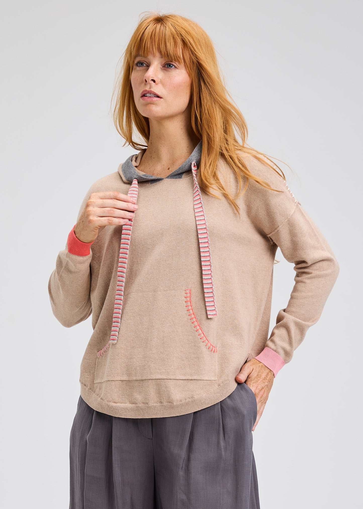 Joey Pocket Hoodie in Oat