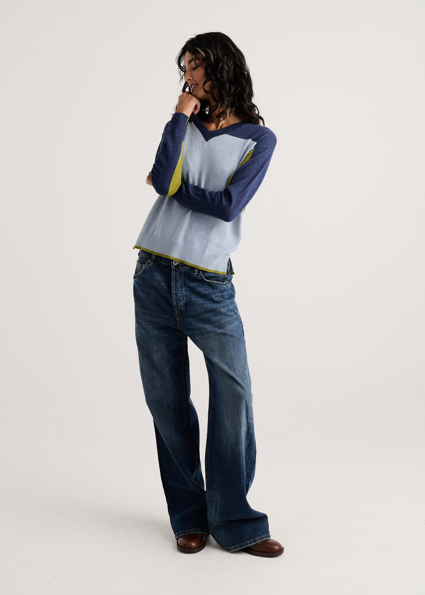 Color Theory V Neck Sweater in Jean