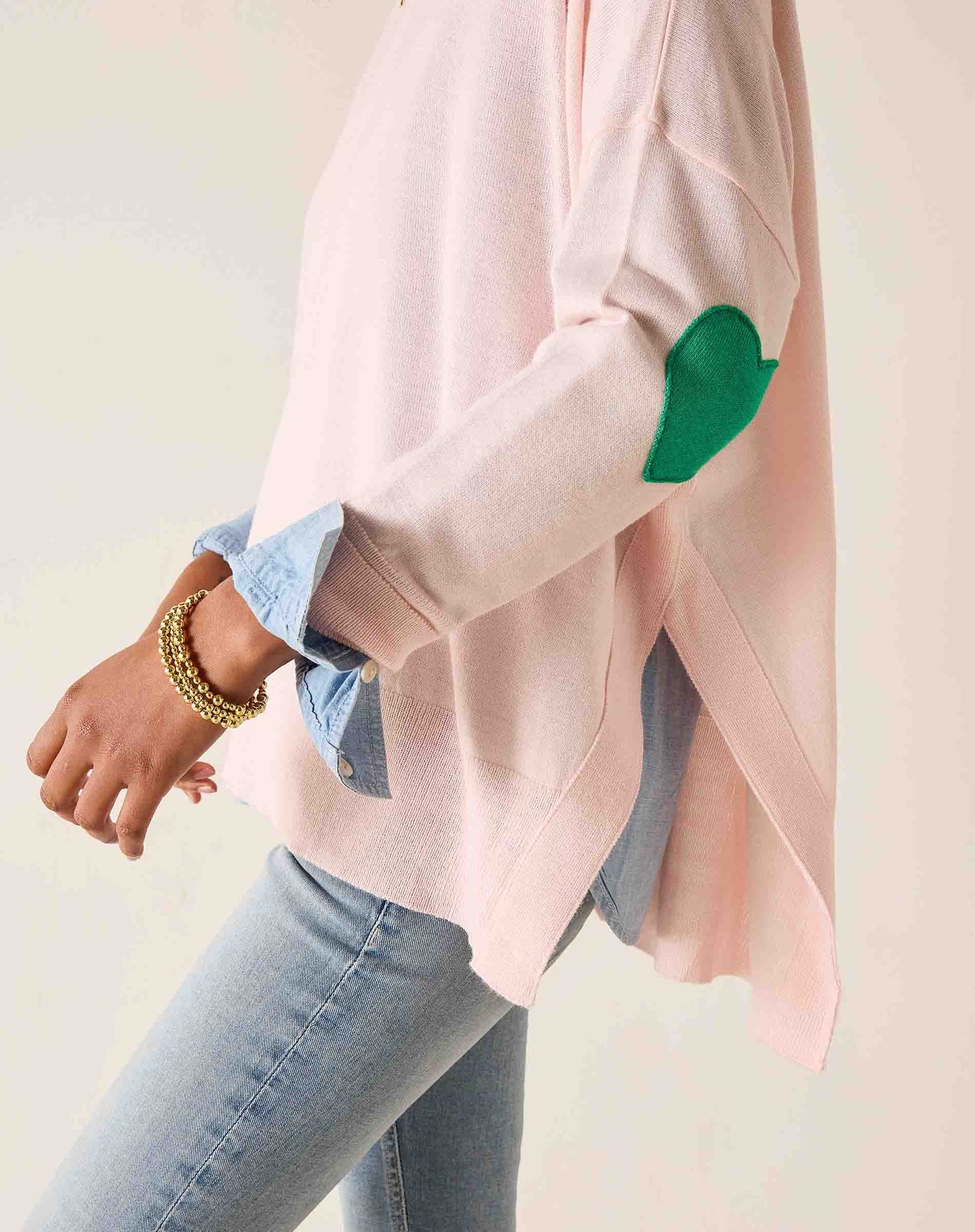 Amour Motto Sweater in Light Pink and Kelly Green