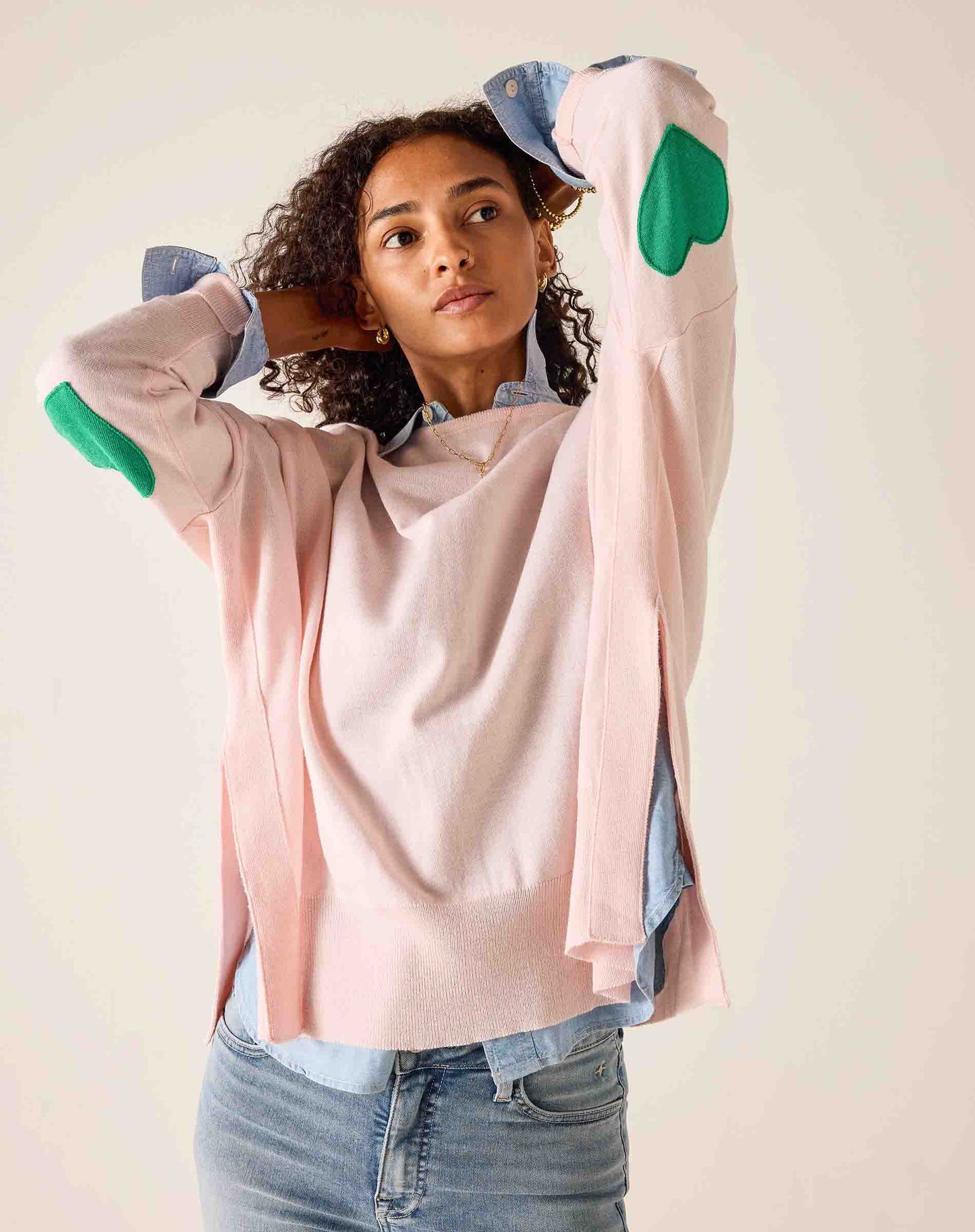 Amour Motto Sweater in Light Pink and Kelly Green