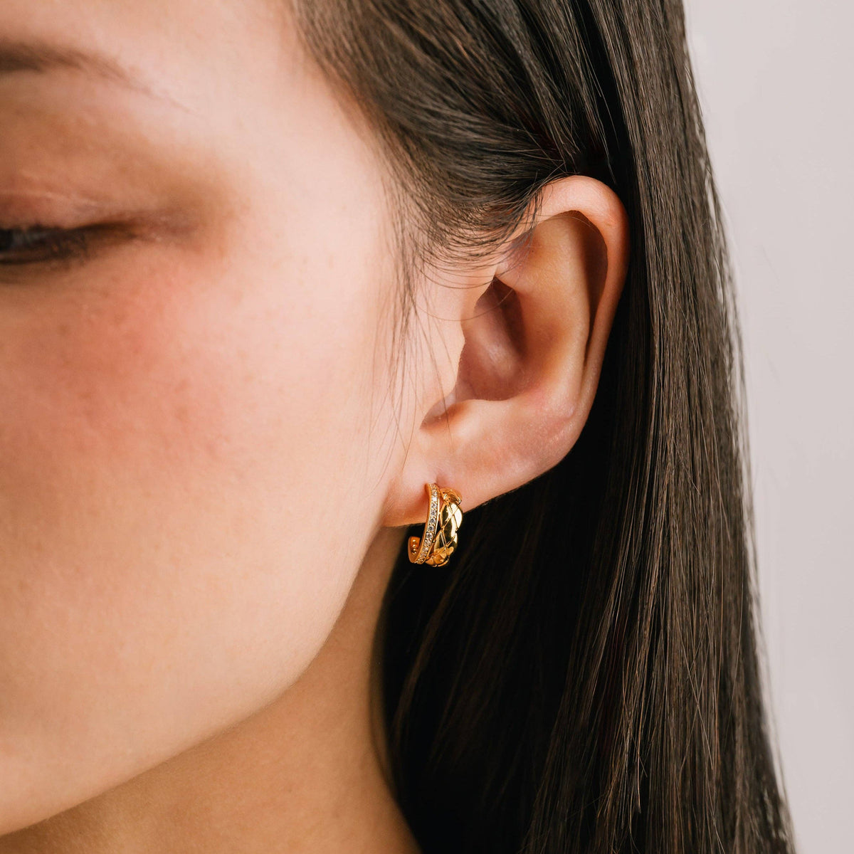 Solana Double Huggie Hoop Earrings in Gold