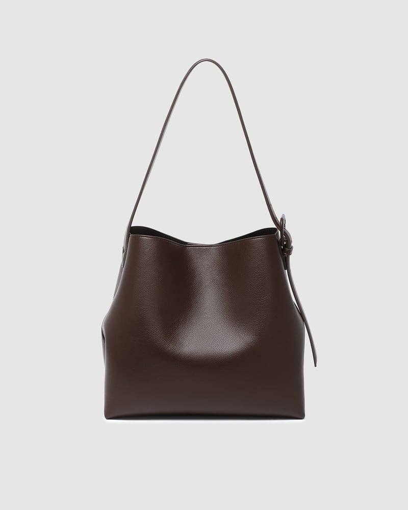 Peyton Shoulder Bag in Chocolate
