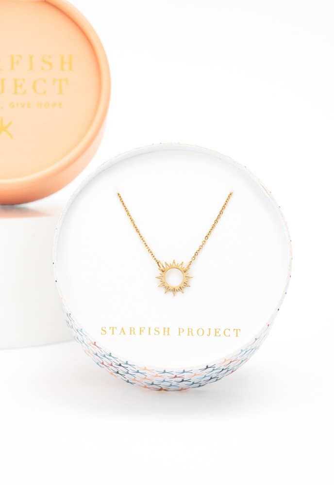Mallory Necklace in Gold