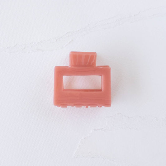 Eco Kylie Cellulose Acetate Hair Clip: Coral Pink